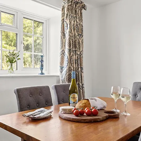 펜션 Cosy In Rural Location With Lovely Country