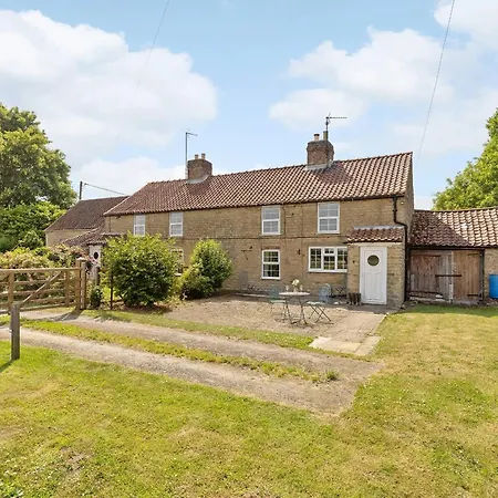 Cosy In Rural Location With Lovely Country *